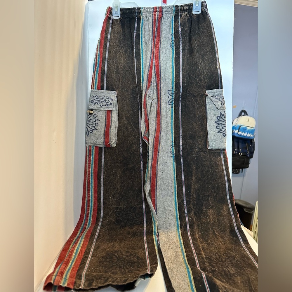Brand is Gypsy rose, size says free size but fits like a small/medium